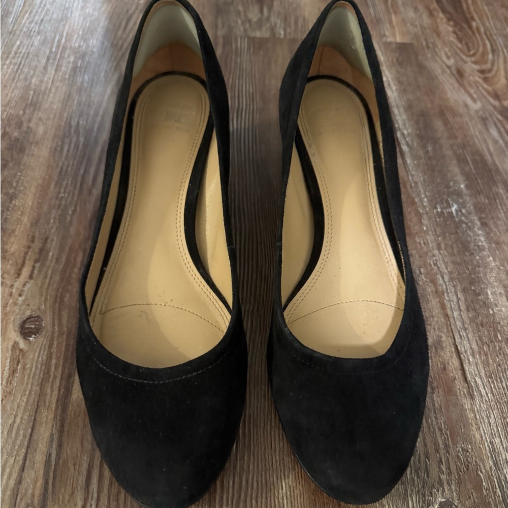 Gianni Bini Black Suede Block Heel